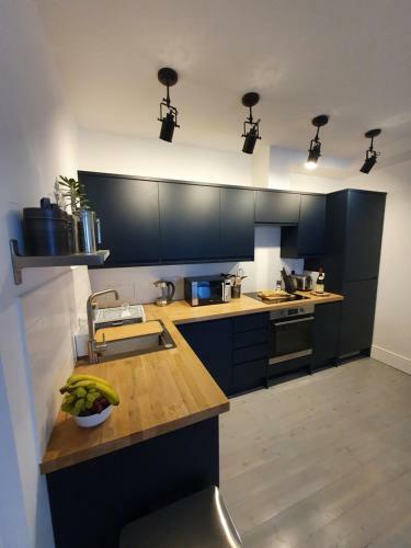 Apartamento The Aviator - Stunning 1 Bed With Large Balcony