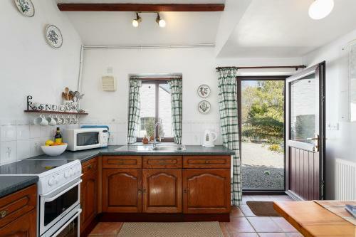 The Snug At Cornish Barn Holidays
