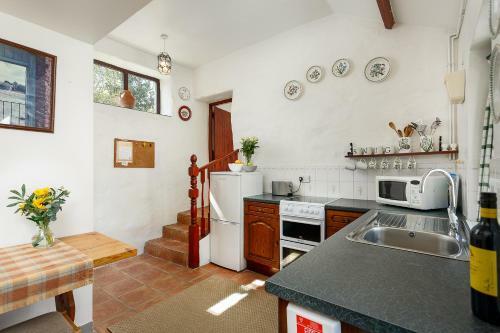 The Snug At Cornish Barn Holidays