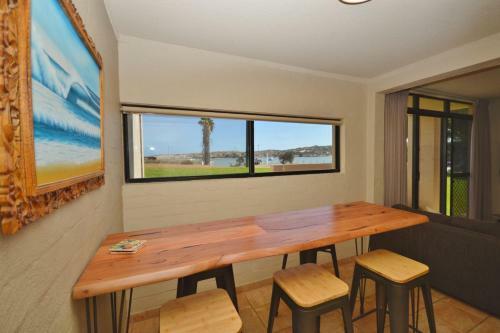 Riverview Holiday Apartment 11 - Kalbarri, Wa