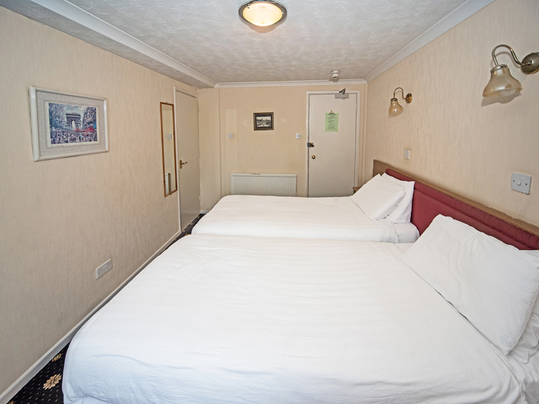 The Sherwood Palm Hotel