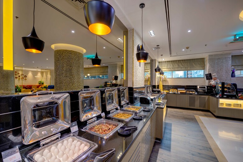 Hotel Howard Johnson Plaza By Wyndham Dubai
