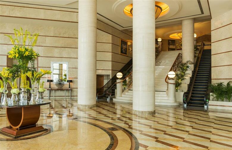 Sheraton Dubai Creek Hotel And Towers