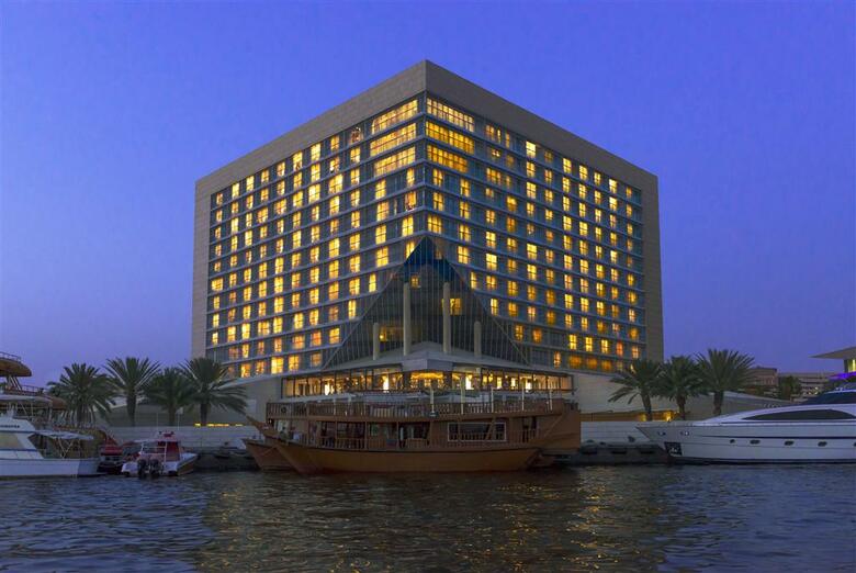 Sheraton Dubai Creek Hotel And Towers