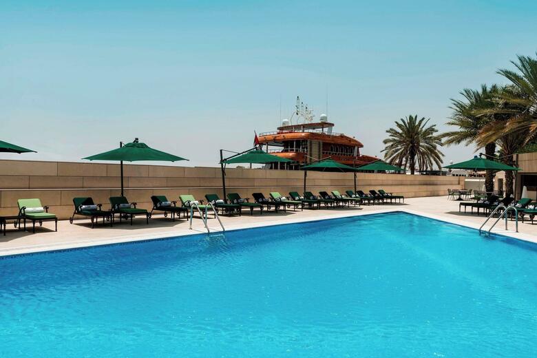 Sheraton Dubai Creek Hotel And Towers