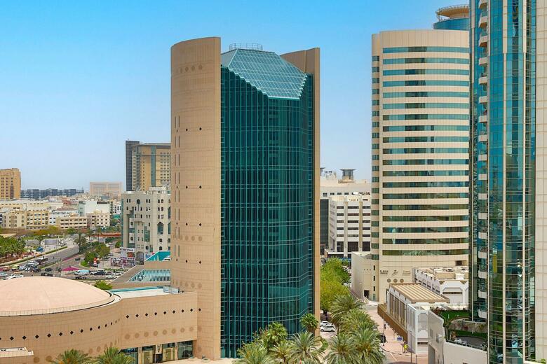Sheraton Dubai Creek Hotel And Towers