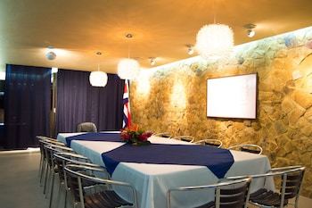 Hotel La Mansion Inn (.)