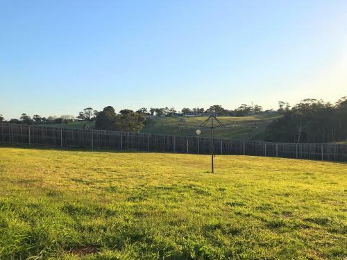 Luxury 4br Home With King Bed Lakes Entrance