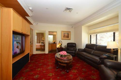 Tallai Cliffs Retreat & Boutique Events