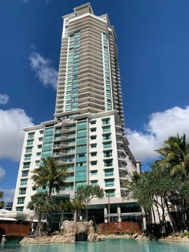 Crown Towers - Private Apartment