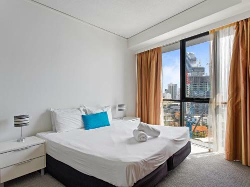 Beautiful 2 Bed Ocean Facing Apartment At Sierra Grand