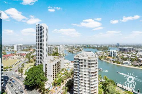 Apartamento Circle On Cavill 1 Bedroom Spa & Study, Hinterland View - Qstay