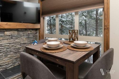 Apartamento Heavenly Mountain Hideaway, Pool, Hot Tub