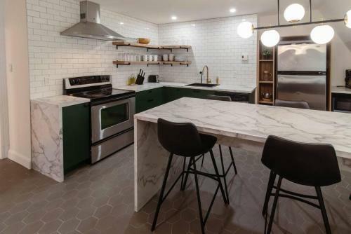 Apartamento Ch�teau Deluxe // Vieux-qu�bec, �norme Maison