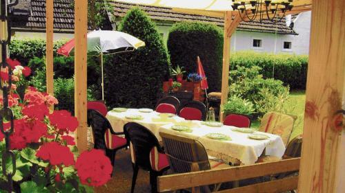 Hostal G�stehaus Br�ckler