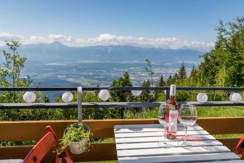 Mooki Mountain & Pool Gerlitzen Apartment