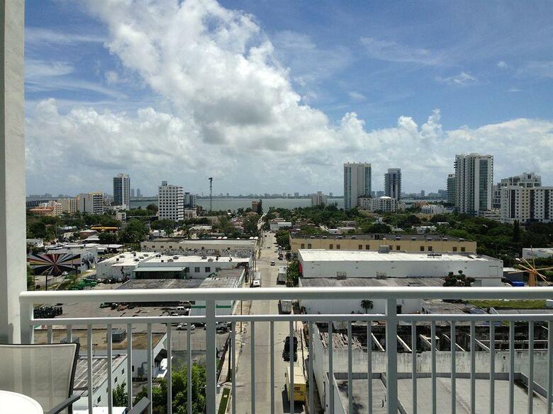 Apartamento Real Living Residences