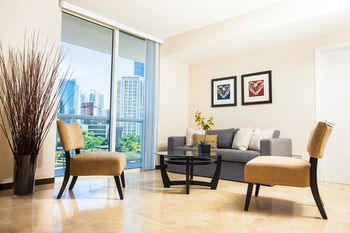 Apartamentos Habitat Residence