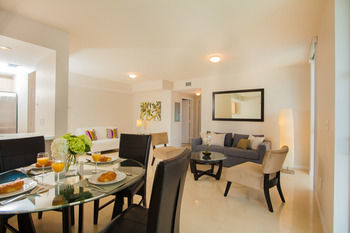 Apartamentos Habitat Residence