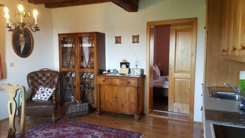Bed & Breakfast Weingut Albert, Familie Cramer