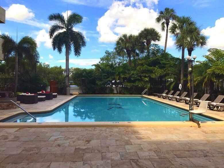 Regency Hotel Miami
