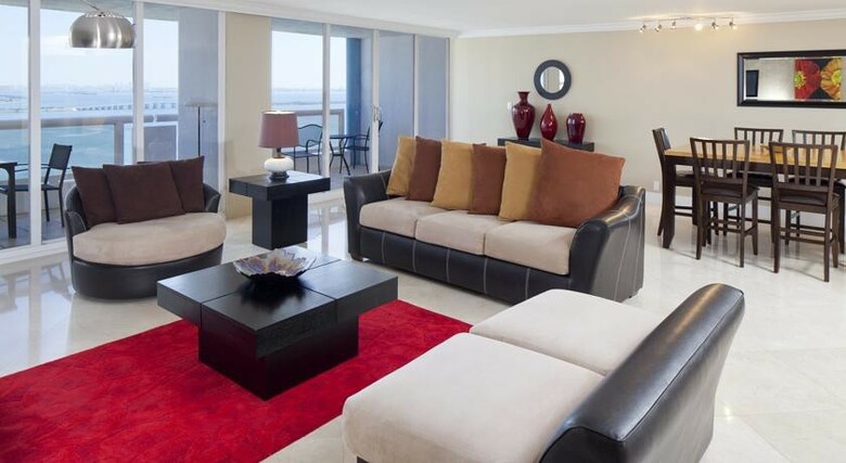 Hampton Inn & Suites By Hilton Miami Brickell Hotel