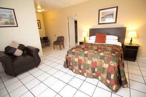Parkway Inn Airport Motel