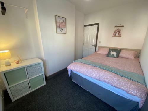 Silver Stag Properties, Large 5 Bedroom Property With 5 Bathrooms