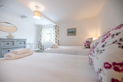 North Cottage Alderton Air Manage Suffolk