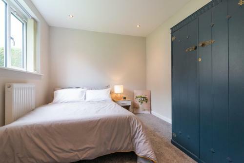 Beautiful 6 Bedroom Holiday Home, Manchester