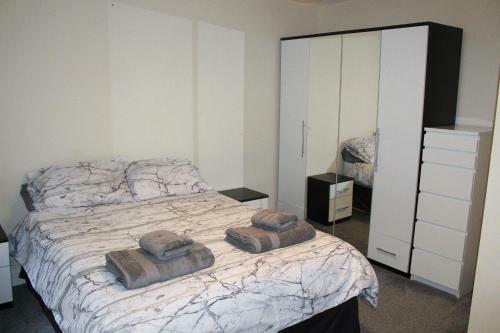 4 Bedroom Detached Holiday Home With Hot Tub