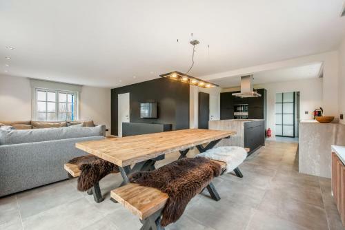 Villa Amelie - Modern Villa At The Beach With Garden