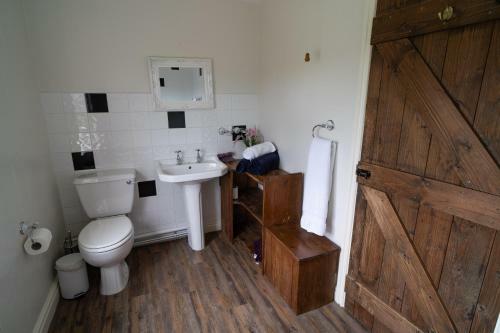 Large Welsh Cottage - Jubilee House