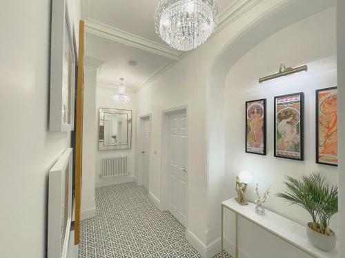 Selworthy - Luxury 3 Bedroom Apartment