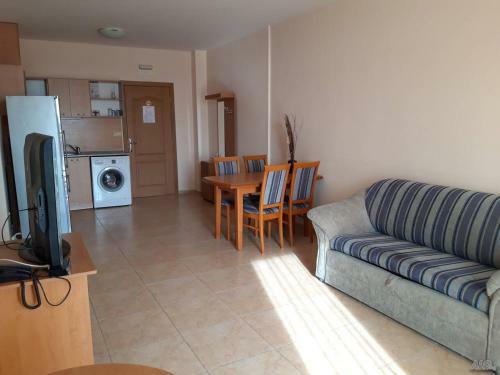 Apartment In Trakia Plaza Complex