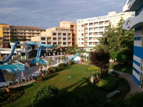 Apartment In Trakia Plaza Complex
