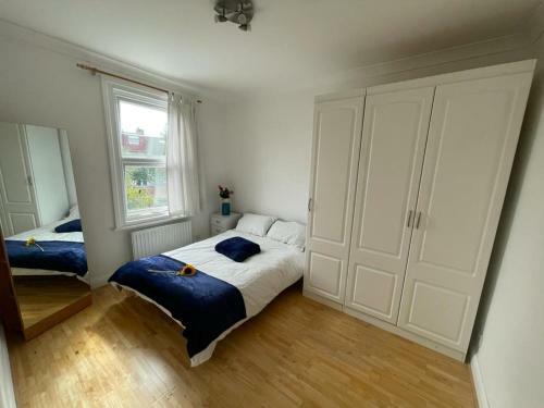 Hostal Stunning Double Room South Wimbledon