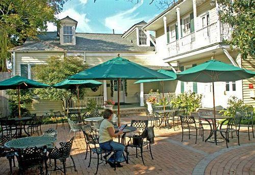 Hotel Avenue Plaza Resort