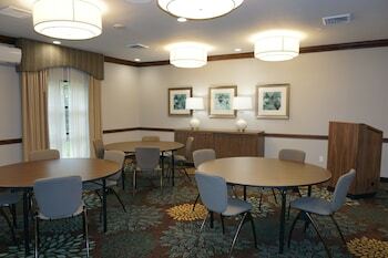 Hotel Staybridge Suites Columbia-highway 63 & I-70