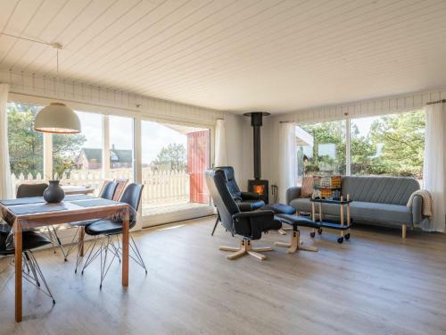 Holiday Home Fan� Cxcv
