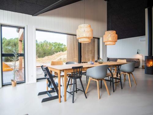 Holiday Home Fan� Cxcix
