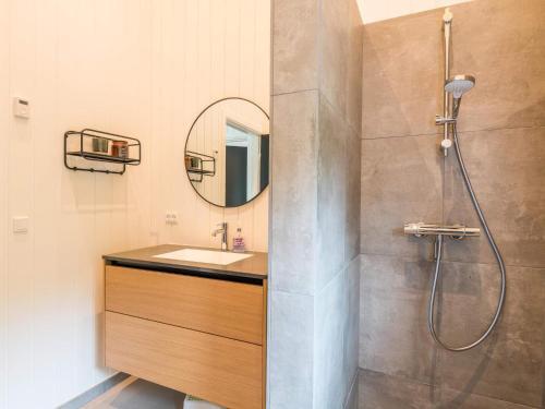 Holiday Home Fan� Cxcix