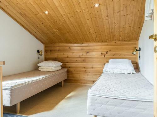 Holiday Home Lauri 4 Pieni