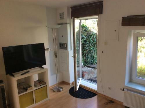 Apartamento Altstadt Bonn Mit Eigenem Parkplatz Und Garten