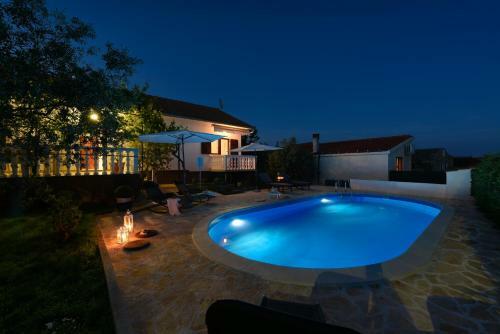 Villa Pine
