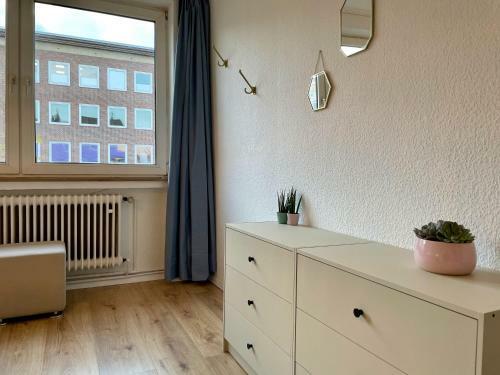 Purple Kitchen Apartment Mit Gro�er Wohnk�che