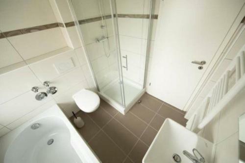 Br�hl Mitte, Neu Renoviertes Haus