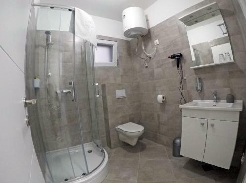 Hostal Guesthouse Villa Domenico