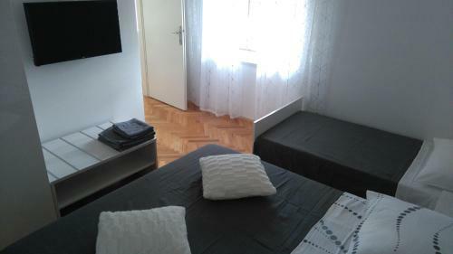 Hostal Rooms Ive