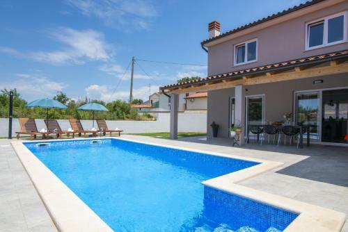 Villa Blaise